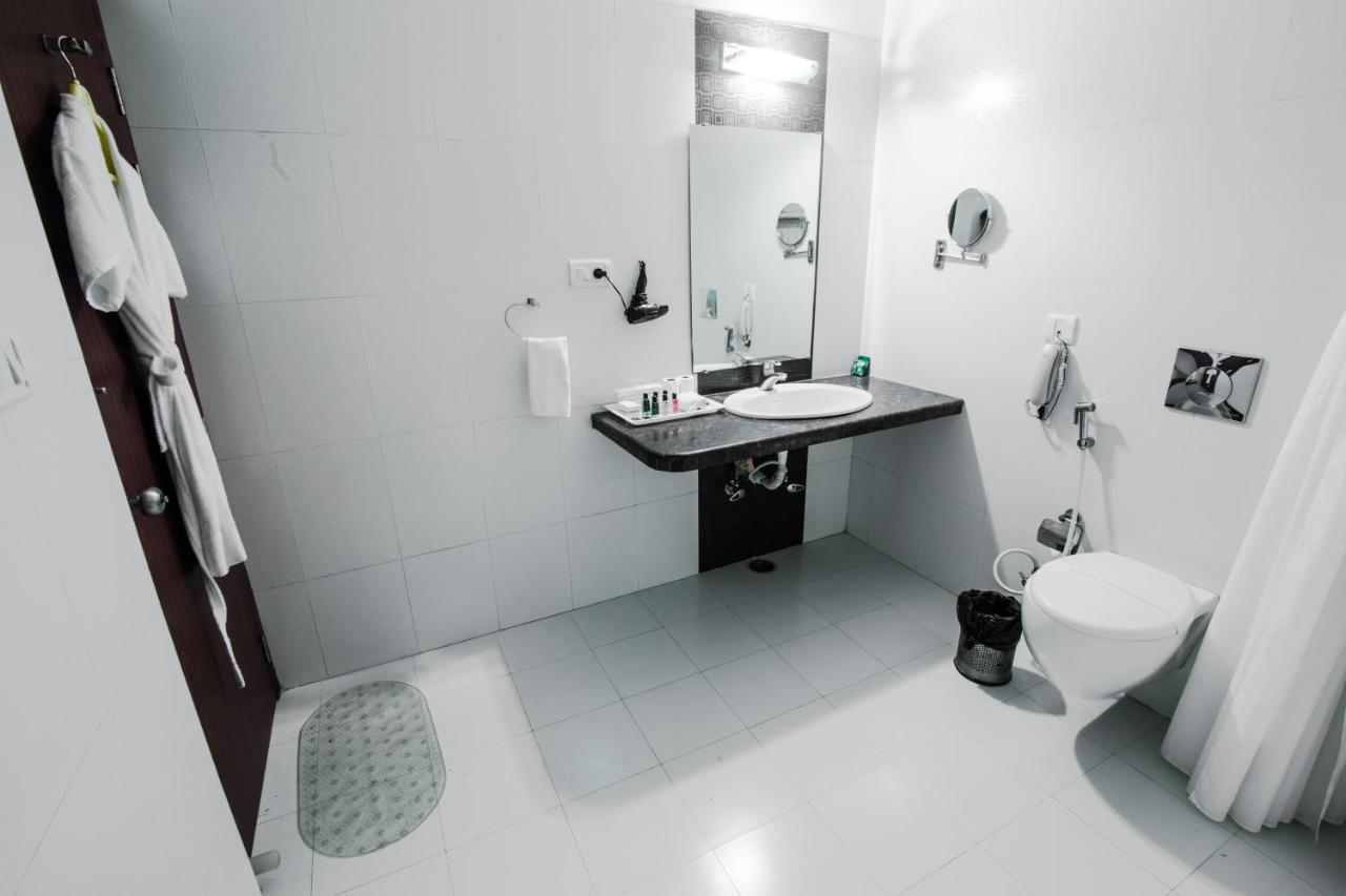 Hotel Avn Grand Ráncsí Kültér fotó