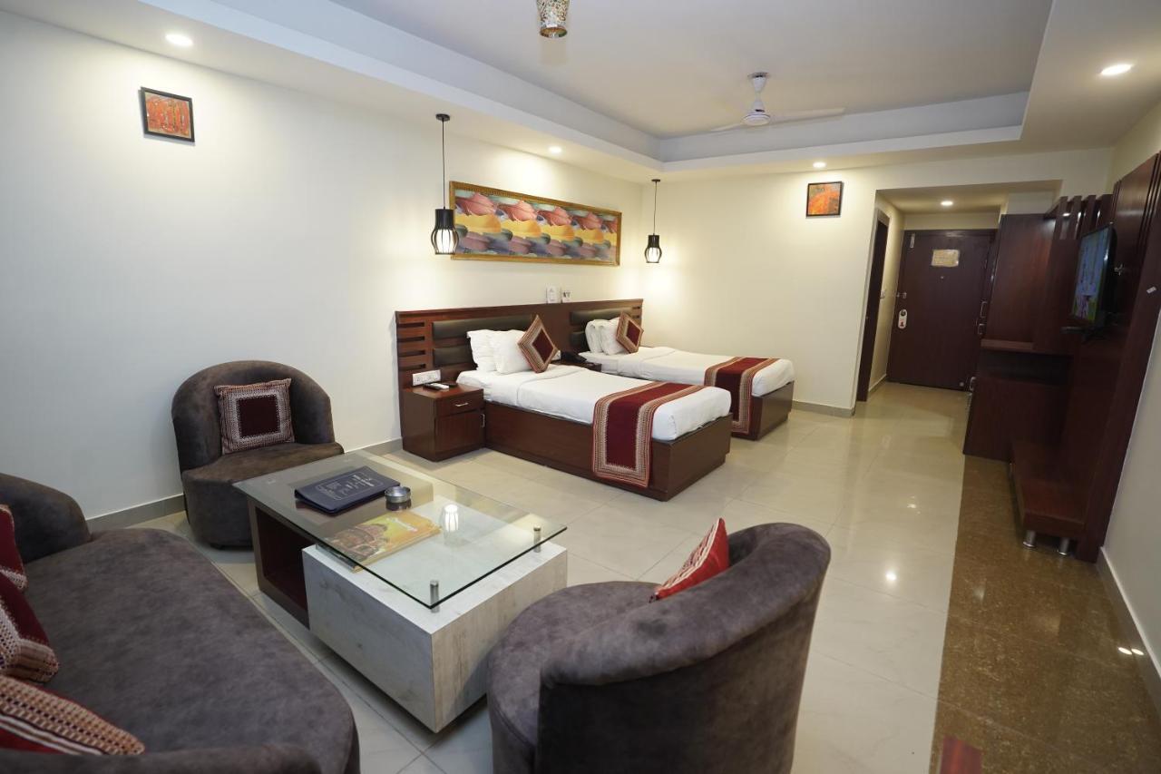 Hotel Avn Grand Ráncsí Kültér fotó