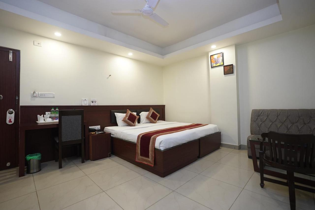 Hotel Avn Grand Ráncsí Kültér fotó
